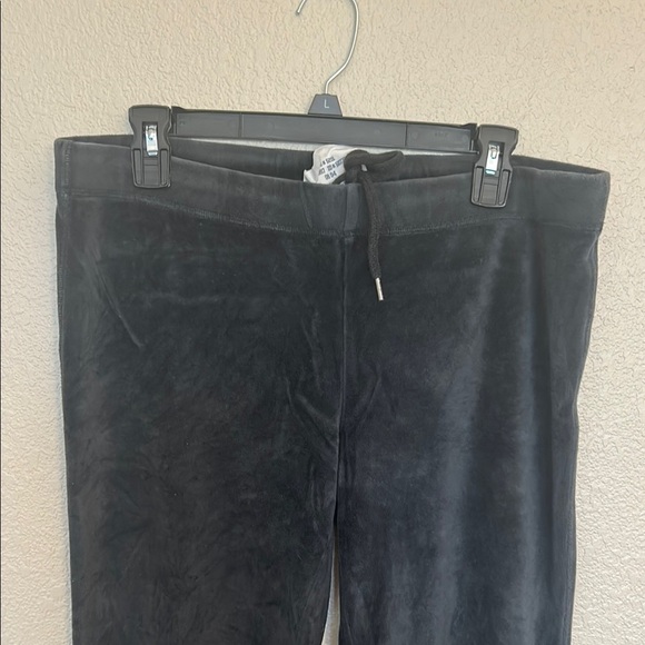 Black Velour Low Rise Flare Pants with Logo from Victoria’s Secret - Picture 3 of 11